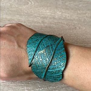 Bangle bracelet Turquoise leafs